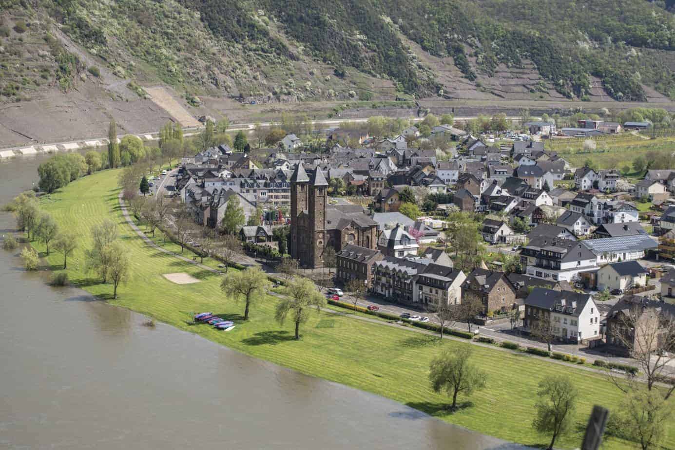Ernst an der Mosel